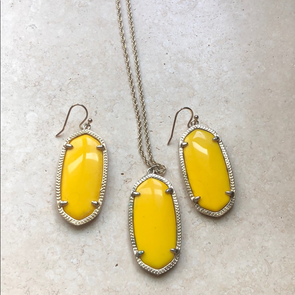 Kendra Scott set